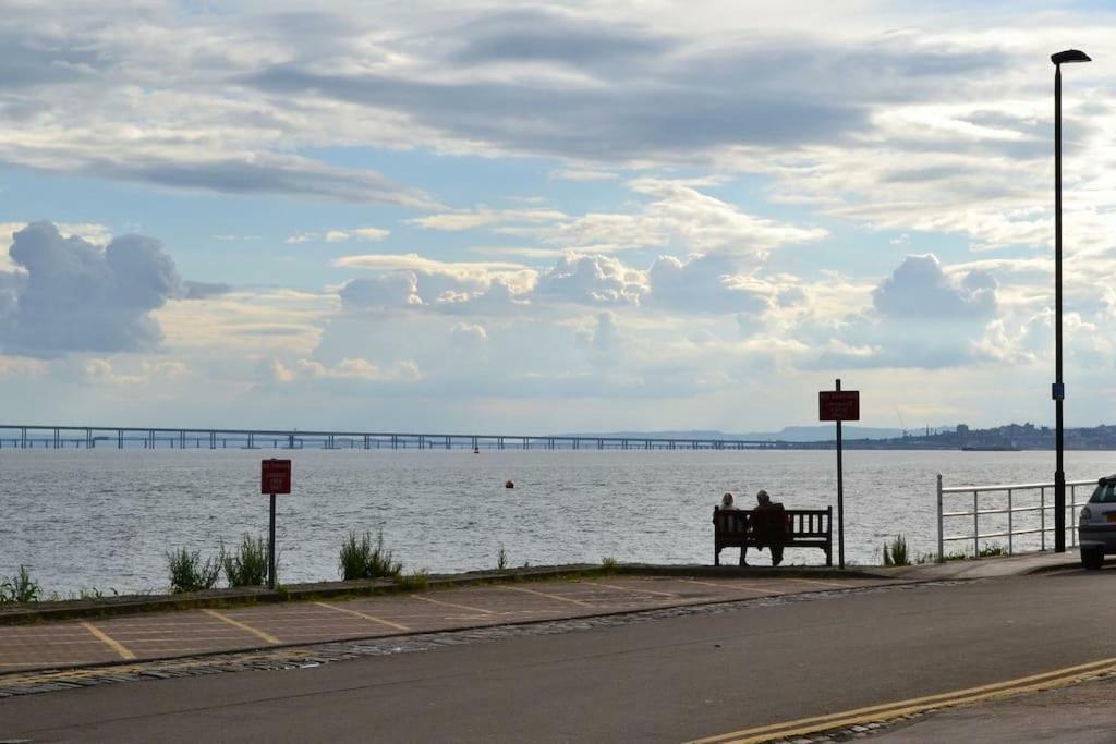 Fishermans flat - River view holiday home Dundee Extérieur photo
